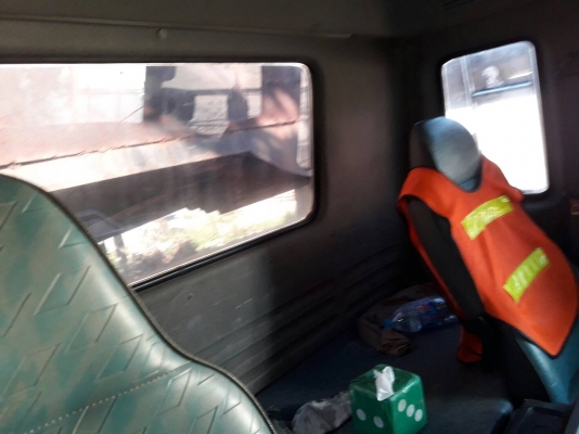 ขายรถบรรทุกสิบล้อ