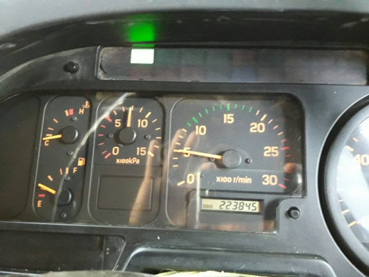 ขายรถบรรทุกสิบล้อ