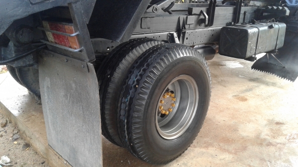 รถดั้มพ์