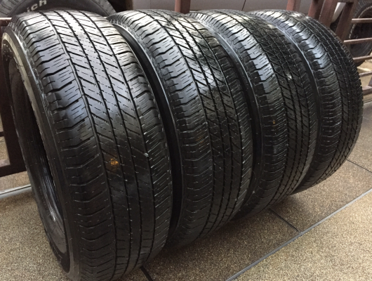 ยาง Bridgestone 265 65 17 ปลายปี13 ดอกเยอะ พร้อมใช้งาน ราคาไม่แพง