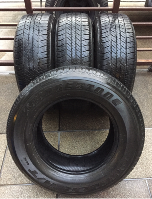 ยาง Bridgestone 265 65 17 ปลายปี13 ดอกเยอะ พร้อมใช้งาน ราคาไม่แพง