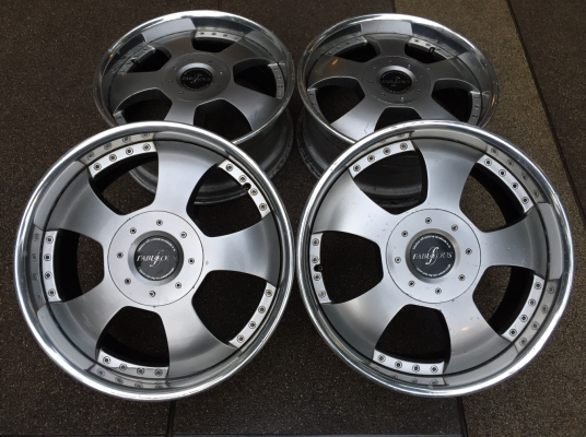 ล้อแท้ FABULOUS ขอบ18 ใส่ได้หลายรุ่น ราคาไม่แพง ล้อแท้ FABULOUS ขอบ18 ใส่ได้หลายรุ่น ราคาไม่แพง