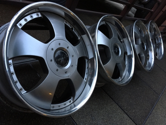 ล้อแท้ FABULOUS ขอบ18 ใส่ได้หลายรุ่น ราคาไม่แพง ล้อแท้ FABULOUS ขอบ18 ใส่ได้หลายรุ่น ราคาไม่แพง