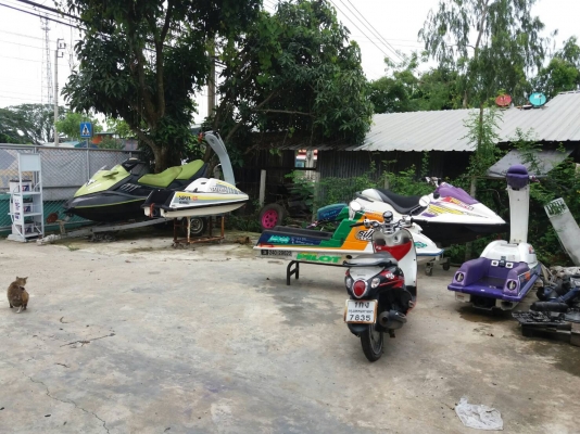 เรือเก่าญี่ปุ่นมีหลายลำ