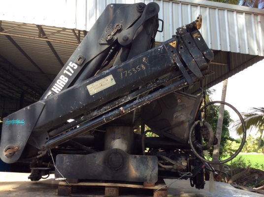 ขายhiab 175 ยก6.3ตัน 3ปลอก ชักไฮดรอลิค