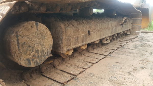 ขายรถขุดแบ็คโค SK200-6มาร์คซิกซ์ ซุปเปอร์ YN10 ทำงานหมื่นเก้าพัน ชม. เอกสารเล่มทะเบียนจัดไฟแนนซ์ได้ พร้อมทำงานไฟฟ้าเต็ม