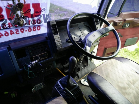 ขายทั้ถงพ่วงนะคะ รถบ้านคะ เครื่องเปลี่ยนเป็น 320. แจ้งลงเล่มทะเบียนเรียบร้อยแล้ว ขายพร้อมหางสามเพลาแท้ สภาพภายในคอนโซลสวยคะ เล่มทะเบียนพร้อมโอน ราคา 950,000 บาท ต่อรองได้ตามเนื้องานคะ สนใจโทร 083-9686255ไอดีไลน์ Paravee108