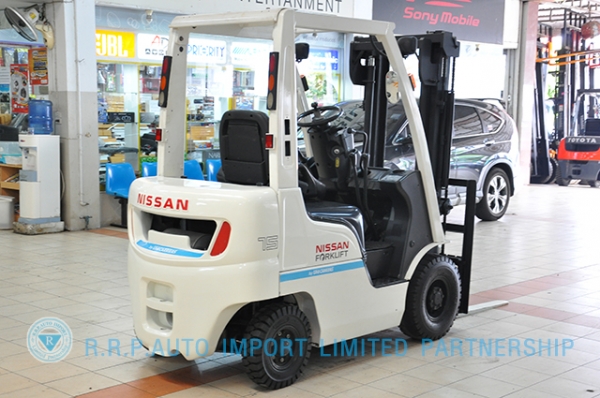 ขายรถโฟล์คลิฟท์มือสอง NISSAN รุ่น NL01-000188 ราคา 175,000 บาทนำเข้าจากประเทศญี่ปุ่น 100\% ไม่เคยใช้งานในประเทศไทย