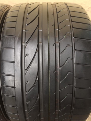 ขายยาง BRIDGESTONE POTENZA RE050A 305-30-19 ปี14 ดอกหนาจัด ไม่มีตำหนิ ไม่มีปะ คู่ละ 9,500 บาท
