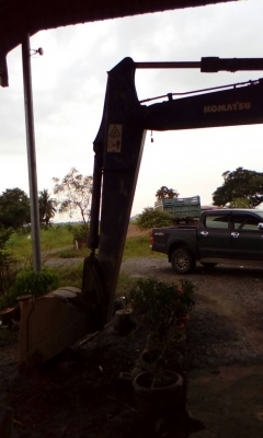 ขายคับโคมัสสุ128US สภาพเก่านอกใช้งานได้ไม่ถึง1ปีเอกสารอินวอยส์รถสวยพร้อมใช้