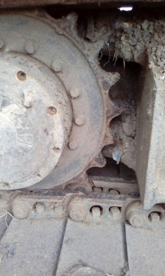 ขายคับโคมัสสุ128US สภาพเก่านอกใช้งานได้ไม่ถึง1ปีเอกสารอินวอยส์รถสวยพร้อมใช้