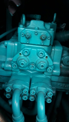 ขายKOBELCO SK120-2  เก่าญี่ปุ่นแท้....เครื่องปั๊มดี...แทรค 70...ระบบคล่อง.....สภาพสวยพร้อมใช้...โทร...089-3818694 ดวงนภา