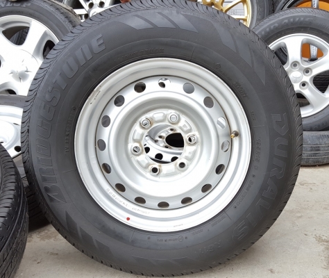 ขายล้อกะทะ15 6รู ยาง195R15 ปี13  4 ล้อ