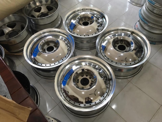 ล้อ Work Leadsled 17x7" ET+50 4,5/114.3 สภาพยังสวย ประมูลญี่ปุ่น ล้อ Work Leadsled 17x7" ET+50 4,5/114.3 สภาพยังสวย ประมูลญี่ปุ่น