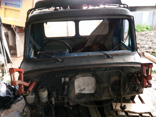 หัวเก๋งหกล้อหน้ายาว