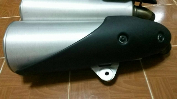 ขายท่อเดิม DUCATI MONSTER 795 - 796 ปี 2012 ราคา 3,900 บาท ขายท่อเดิม DUCATI MONSTER 795 - 796 ปี 2012 ราคา 3,900 บาท