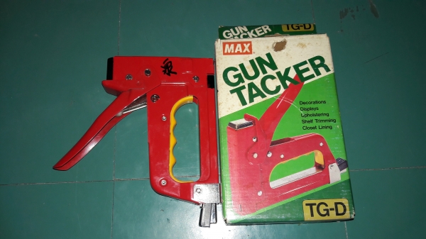 ขายที่ยิงลวดMAX made in Japan.งานเก่า ขายที่ยิงลวดMAX made in Japan.งานเก่า