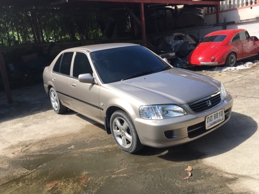 ขายถูกพร้อมใช่รถดี ติดแก็ส