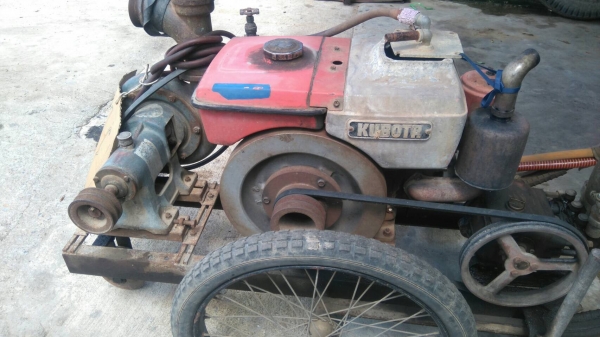 เครืองคูโบต้า9แรงรุ่นหม้อต้ม. พร้อมหัวฉีดยาโยชิ 1นิ้ว. ปั้มดูด น้ำ3นิ้ว. พร้อมรถเข้น ขาย20000 เครืองคูโบต้า9แรงรุ่นหม้อต้ม. พร้อมหัวฉีดยาโยชิ 1นิ้ว. ปั้มดูด น้ำ3นิ้ว. พร้อมรถเข้น ขาย20000