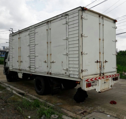 หกล้อ ฮีโน่ FF3H195ปี39ตู้แห้ง ยาว7.20ม ยาง900 สภาพดีสวยเดิมๆพร้อมใช้ ทะเบียนพร้อมโอน หกล้อ ฮีโน่ FF3H195ปี39ตู้แห้ง ยาว7.20ม ยาง900 สภาพดีสวยเดิมๆพร้อมใช้ ทะเบียนพร้อมโอน