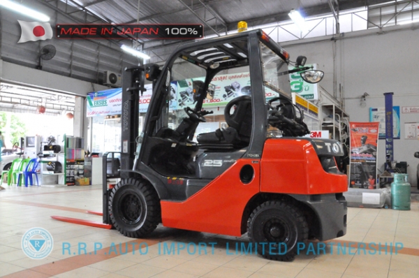 รถโฟล์คลิฟท์พร้อมขาย TOYOTA รุ่น 8FG25-11353  ราคา 375,000 บาท นำเข้าจากประเทศญี่ปุ่น 100\% ไม่เคยใช้งานในไทย