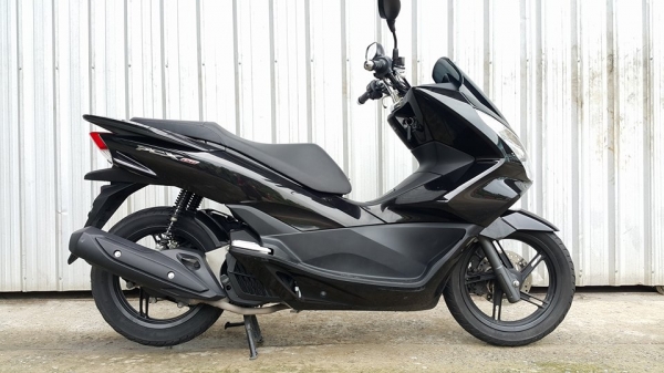 New PCX150 2015 วิ่ง 6000 กิโลแท้ เครื่องดีสวย พร้อมใช้ ต่อรองได้