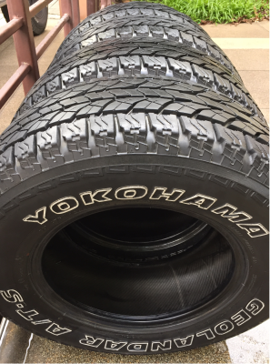 ยาง All Yokohama 235 70 15 ดอกเต็ม ไม่มีปะ ราคาไม่แพง ยาง All Yokohama 235 70 15 ดอกเต็ม ไม่มีปะ ราคาไม่แพง