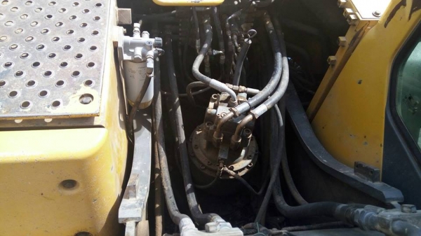 Volvo EC210B มีเล่มทะเบียนคะ รถพร้อมใช้ เครื่องดีเอวดีช่วงล่างแน่น ราคา 1,300,000. บาทต่อรองได้คะ Volvo EC210B มีเล่มทะเบียนคะ รถพร้อมใช้ เครื่องดีเอวดีช่วงล่างแน่น ราคา 1,300,000. บาทต่อรองได้คะ