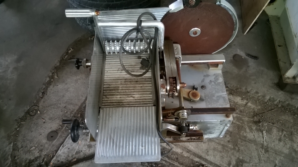 เครื่องสไลด์เนื้อแผ่น เก่าญีปุ่น