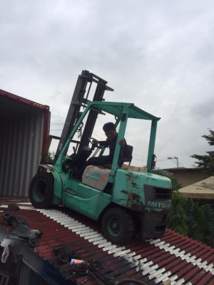 รถเพิ่งลงตู้วันนี้สดนอก ฟอร์คลิฟ MITSUBISHI 2.5ตัน เครื่องดีเซล S4S เกียร์ธรรมดา เสาสูง 4เมตร
