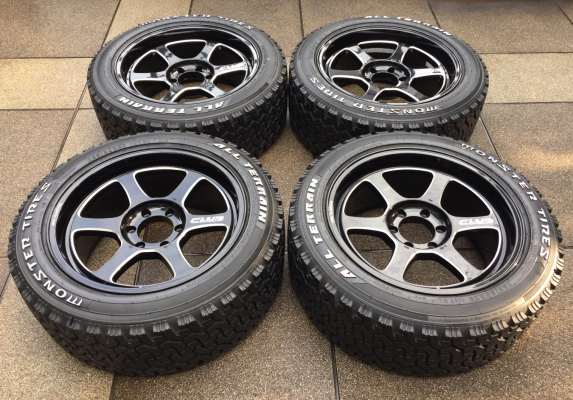 ล้อ Lenso รุ่นใหม่ล่าสุด ขอบ20 พร้อมยาง Monster 265 50 20 ปลายปี16 ใช้มาแค่ 1อาทิตย์ตุ่มหน้ายางอยู่ครบ