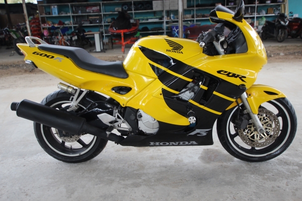 ขายcbr 600 เครื่องดีขับไกลสบาย