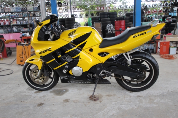 ขายcbr 600 เครื่องดีขับไกลสบาย