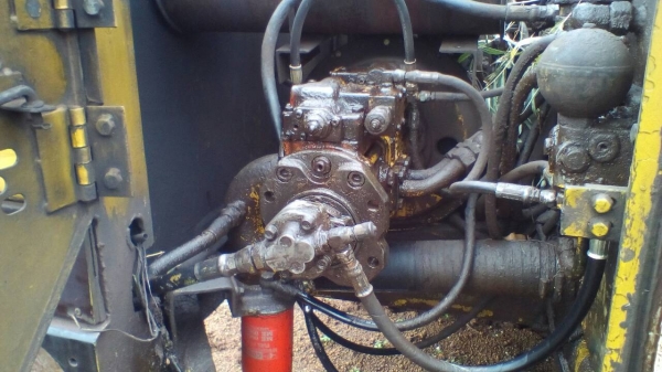 รถขุดcobelco120-///เล่มทะเบียนช่วงดีโซ่ใหม่2เส้น รถขุดcobelco120-///เล่มทะเบียนช่วงดีโซ่ใหม่2เส้น