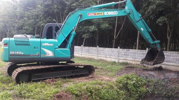 ขาย KOBRLCO 140 SUPER X ราคา1720000 บาท สภาพสวย ช่วงล่างดี เอวเเน่น ภายในหัวเก๋งสวยครบ  พร้อมใช้งาน