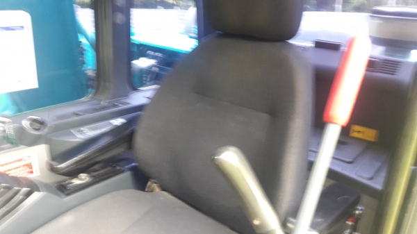 ขาย KOBRLCO 140 SUPER X ราคา1720000 บาท สภาพสวย ช่วงล่างดี เอวเเน่น ภายในหัวเก๋งสวยครบ  พร้อมใช้งาน