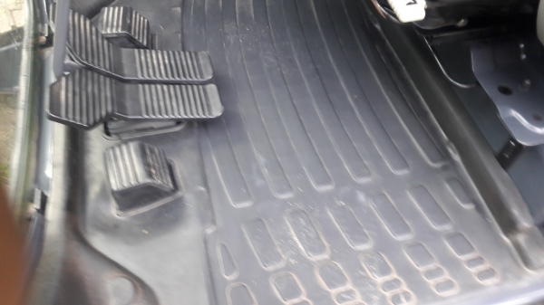 ขาย KOBRLCO 140 SUPER X ราคา1720000 บาท สภาพสวย ช่วงล่างดี เอวเเน่น ภายในหัวเก๋งสวยครบ  พร้อมใช้งาน