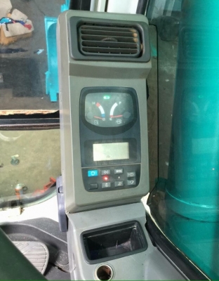 ขาย!! >>> Kobelco Sk200 Mark6 Yn10 Super <<< สวยเต็ม ช่วงล่างเต็ม เอกสารเล่มทะเบียน