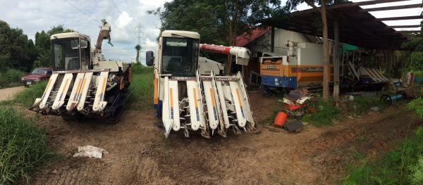 ขายรถเกี่ยวข้าว iseki Japan6