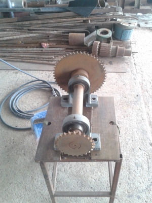 เพลาเฟืองทดรอบ