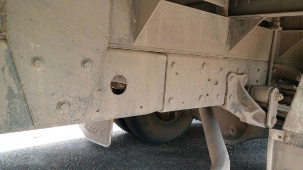 ขายรถ6ล้อตู้แห้งISUZU NQR70RY52E5 เครื่อง 150แรงม้าปี50 สวยเดิม สนใจโทร 081-970-1072