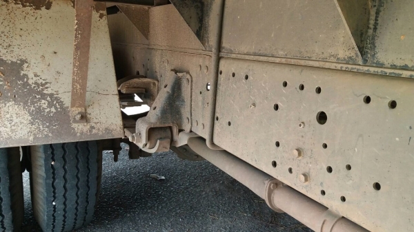 ขายรถ6ล้อตู้แห้งISUZU NQR70RY52E5 เครื่อง 150แรงม้าปี50 สวยเดิม สนใจโทร 081-970-1072