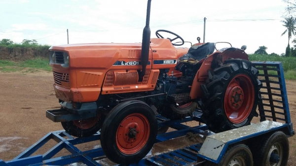 ขายรถ KUBOTA L 2601แรงยางใหม่4เส็น ขายรถ KUBOTA L 2601แรงยางใหม่4เส็น