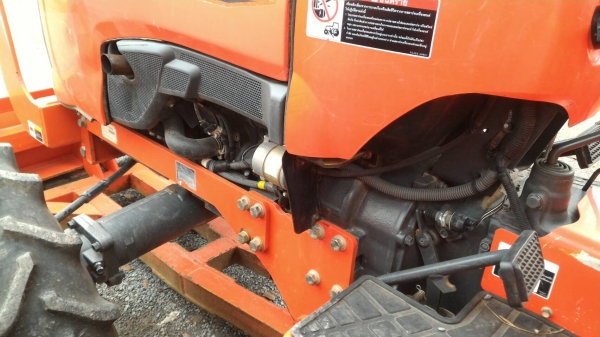 ขายรถไถ KUBOTA L3008 พร้อมอุปกรณ์ดันหน้า และผาน5ใหม่ รับประกันเครื่องยนต์     แถมขนส่งให้ฟรีๆๆ ทั่วประเทศไทย ราคา 315,000 บาท อ.แกลง จ.ระยอง   DC Tractor Rayong 0818618678,0899347475 https://www.facebook.com/DC-Tractor-Rayong-3071545327&hellip;/shop&amp;h