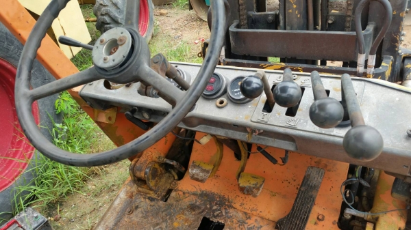 ขาย รถยก โฟล์คลิฟต์ เสาสูง 4-4.5 เมตร TOYOTA 2FD25 ขนาด 2.5 ตัน ดีเซล เก่าญี่ปุ่นครับ ขาย รถยก โฟล์คลิฟต์ เสาสูง 4-4.5 เมตร TOYOTA 2FD25 ขนาด 2.5 ตัน ดีเซล เก่าญี่ปุ่นครับ