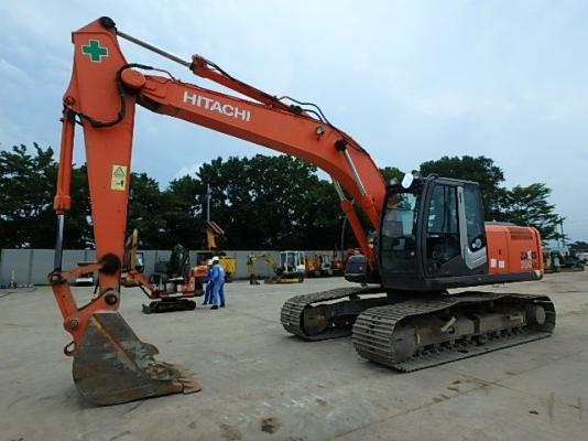 รถขุดEXCAVATOR HITACHI ZX200 LC-3นำเข้าจากต่างประเทศ