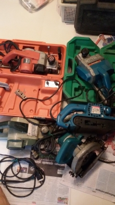 ขายเหมากบไฟฟ้า เลื่อยวงเดือน ยี่ห้อmakita,maktac,maeta ขายเหมากบไฟฟ้า เลื่อยวงเดือน ยี่ห้อmakita,maktac,maeta