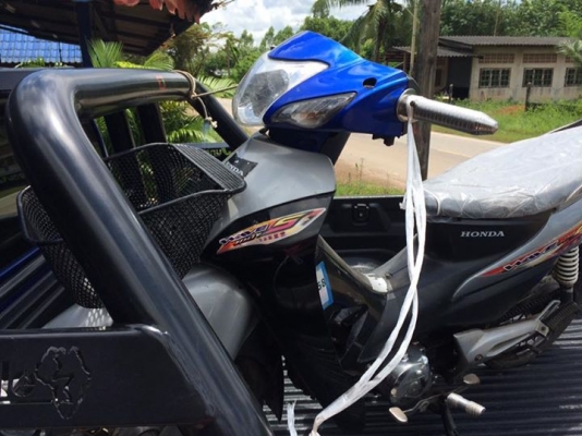 ขายhondaเวฟ100 ขอขายตามสภาพก่อนครับ ราคา 6500 บาท ขายhondaเวฟ100 ขอขายตามสภาพก่อนครับ ราคา 6500 บาท