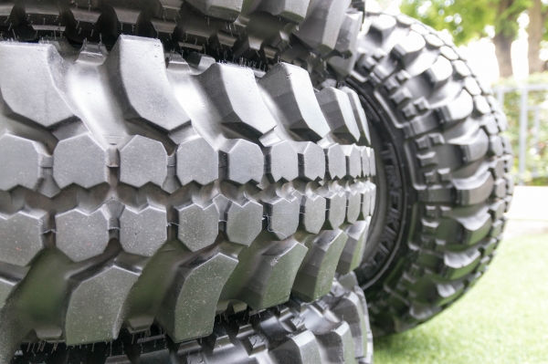 ขายล้อพร้อมยาง 4x4 ล้อ Center Line + ยาง Extreme Trekker Simex 4 วง