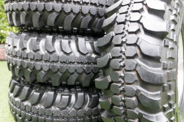 ขายล้อพร้อมยาง 4x4 ล้อ Center Line + ยาง Extreme Trekker Simex 4 วง